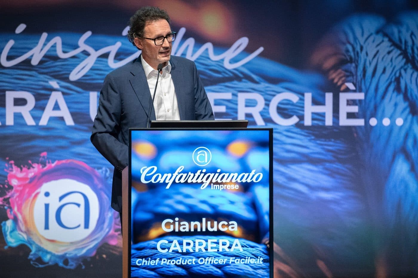 Gianluca Carrera at the Confartigianato lectern